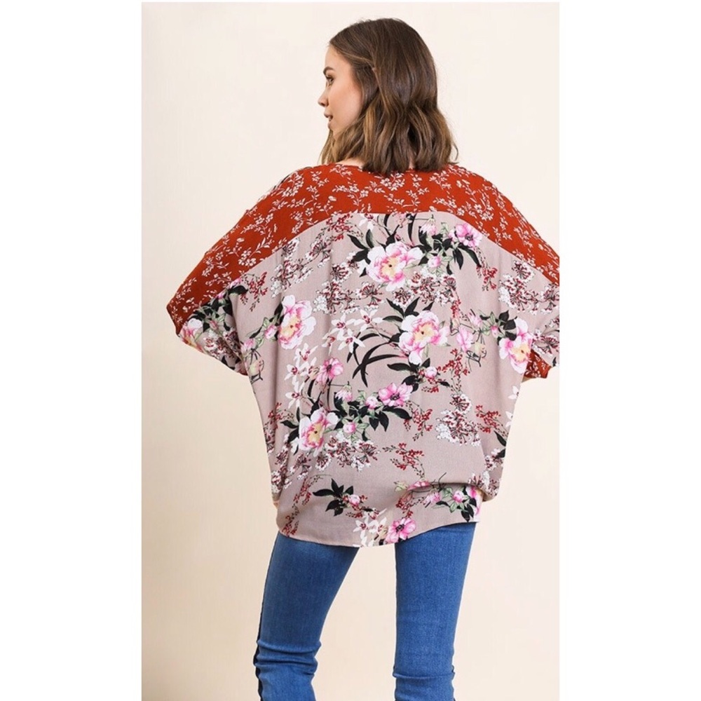 24hr SALE 🔥 Mix Patterned Oversized Draped Blouse - Picture 5 of 5